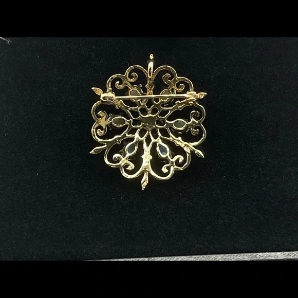 Vintage 14k Yellow Gold 7 Opal Round Filigree Pendant/Pin Excellent Condition